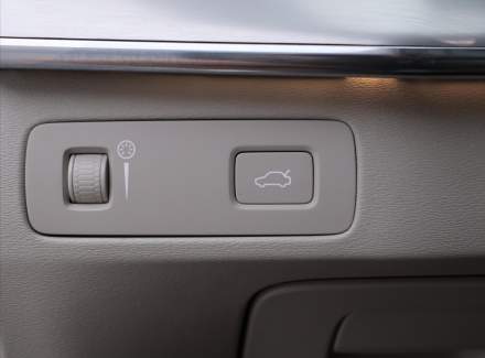 Volvo - XC90