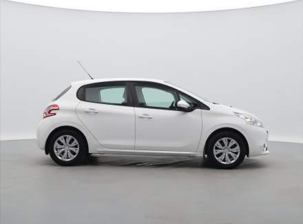 Peugeot - 208