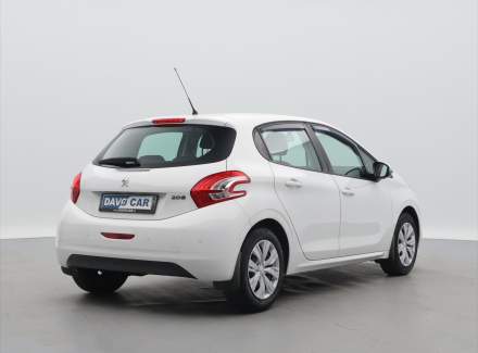 Peugeot - 208