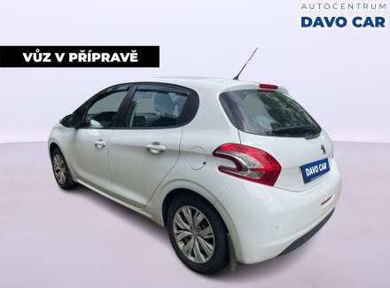 Peugeot - 208