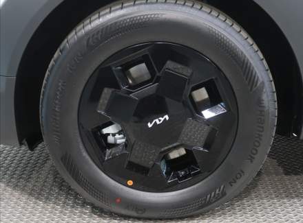 Kia - EV2