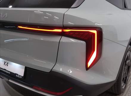 Kia - K4
