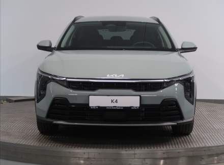 Kia - K4