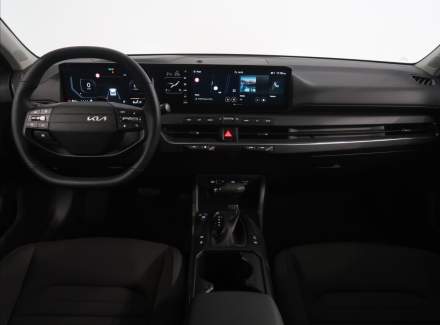 Kia - K4