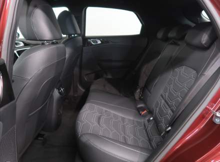 Kia - XCeed