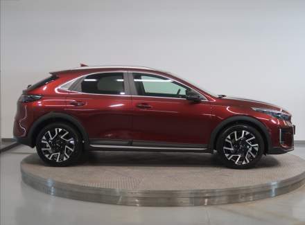 Kia - XCeed
