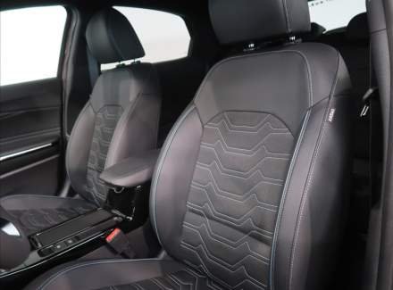 Kia - XCeed