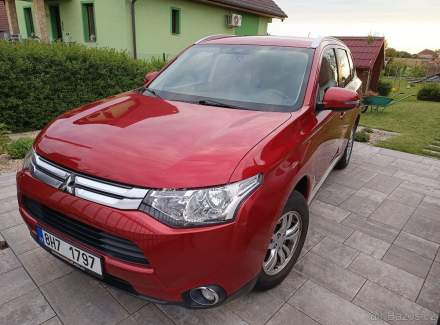 Mitsubishi - Outlander