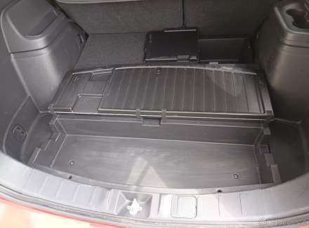Mitsubishi - Outlander