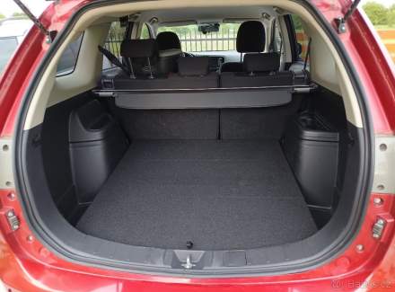Mitsubishi - Outlander