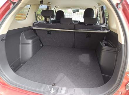 Mitsubishi - Outlander