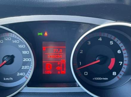 Mitsubishi - Outlander