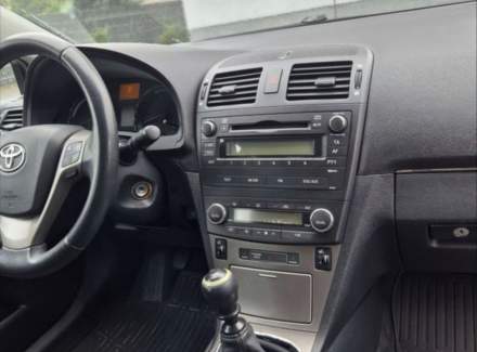 Toyota - Avensis