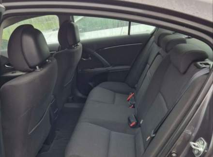 Toyota - Avensis