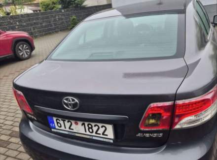 Toyota - Avensis