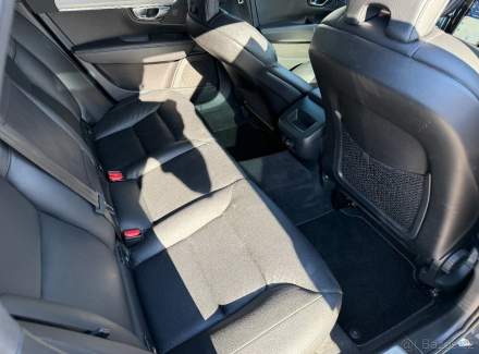 Volvo - V90