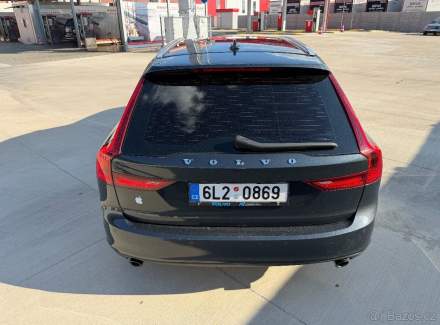 Volvo - V90