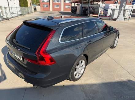 Volvo - V90