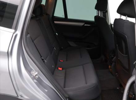 BMW - X3