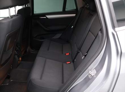 BMW - X3