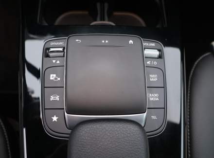 Mercedes-Benz - CLA
