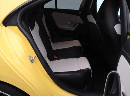 Mercedes-Benz - CLA