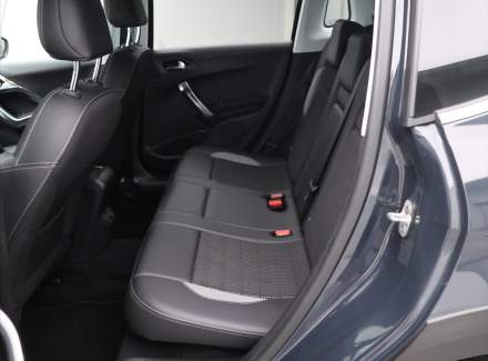 Peugeot - 2008