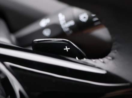 Peugeot - 308