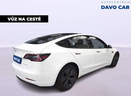 Tesla - Model 3