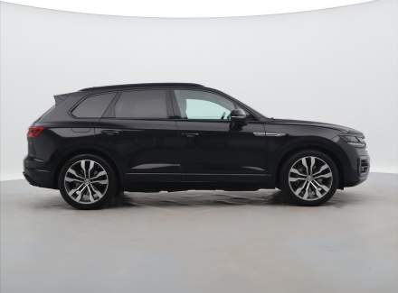 Volkswagen - Touareg