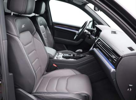 Volkswagen - Touareg