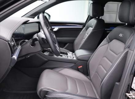Volkswagen - Touareg