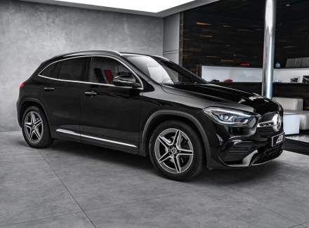Mercedes-Benz - GLA