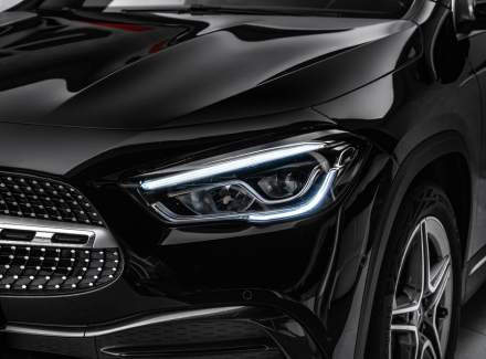 Mercedes-Benz - GLA