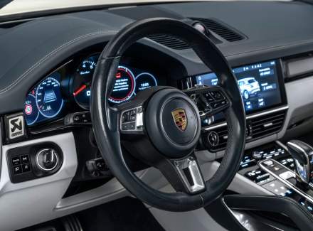 Porsche - Cayenne
