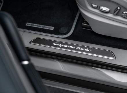 Porsche - Cayenne