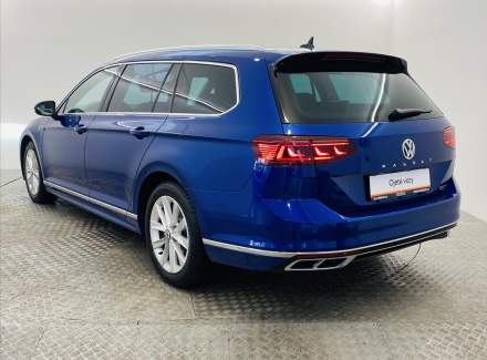 Volkswagen - Passat