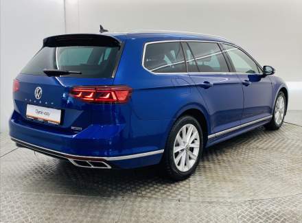 Volkswagen - Passat