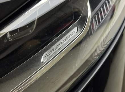 Mercedes-Benz - CLS