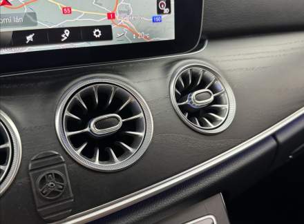 Mercedes-Benz - CLS