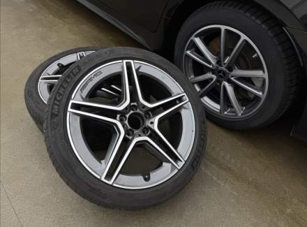 Mercedes-Benz - CLS