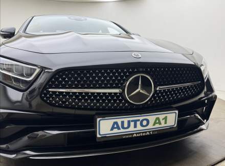 Mercedes-Benz - CLS