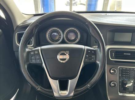 Volvo - S60