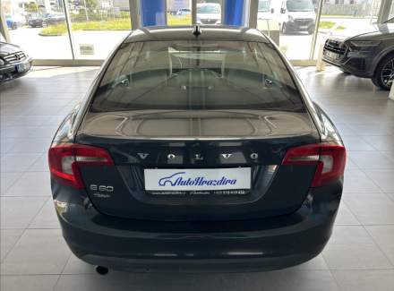Volvo - S60
