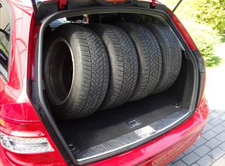 Mercedes-Benz - C-class