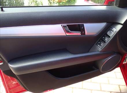 Mercedes-Benz - C-class