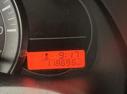 Nissan - Micra