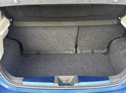 Nissan - Micra