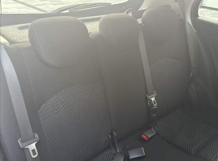 Nissan - Micra
