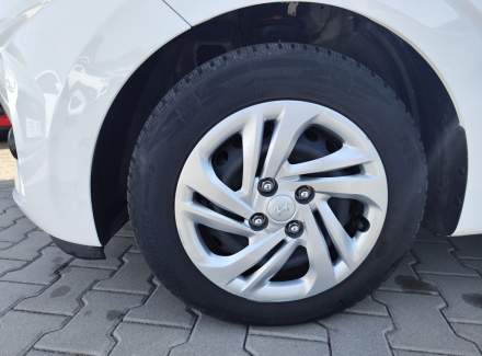 Hyundai - i10